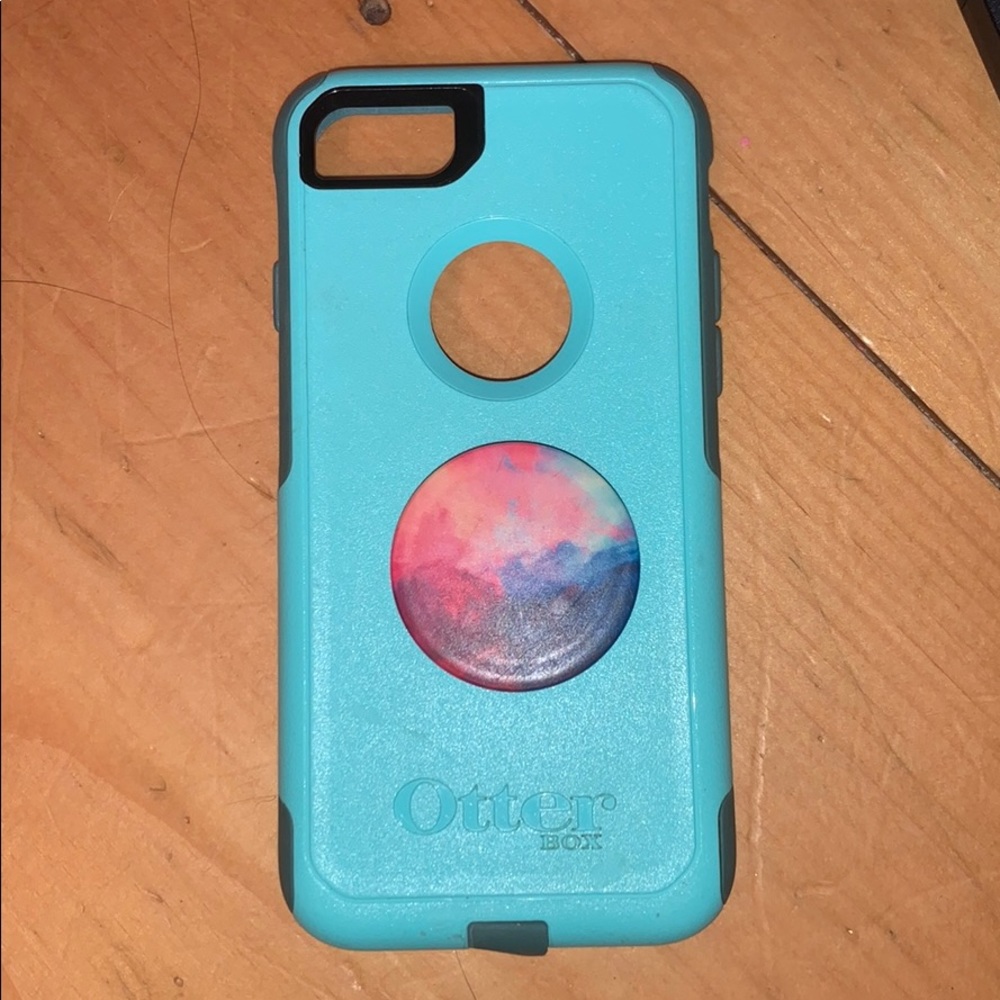 Blue Otter Box for iPhone 7 with pop socket